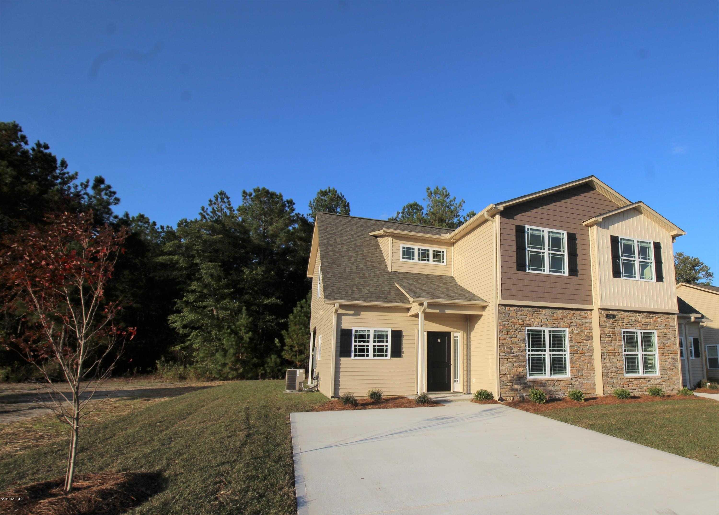 2306 Sweet Bay, 100192055, Greenville, Duplex,  sold, David Lever, Realty World Lever & Russell